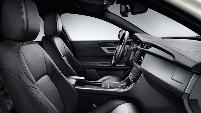 Nội thất Jaguar XF Prestige