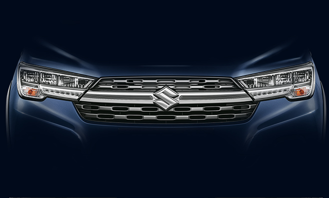 Cận cảnh lưới tản nhiệt v&agrave; cụm đ&egrave;n pha mới của Suzuki XL6 2019