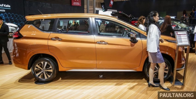 Th&acirc;n xe được sửa đổi nhưng vẫn bắt gặp một số đường n&eacute;t quen thuộc giống Mitsubishi Xpander