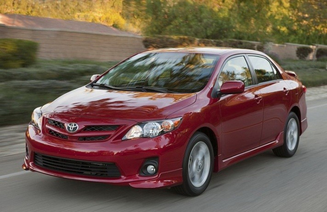 Toyota Altis vẫn l&agrave; một chiếc xe thiện l&agrave;nh với những l&aacute;i xe Việt Nam.