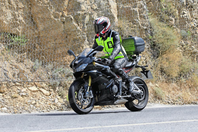 Triumph Daytona 765 2020