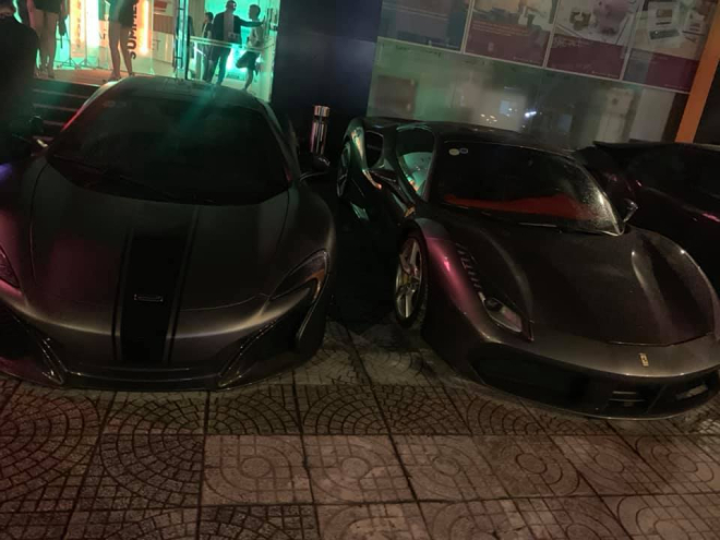  McLaren 650S Spider độ m&acirc;m ADV.1 v&agrave; Ferrari 488 GTB m&agrave;u x&aacute;m
