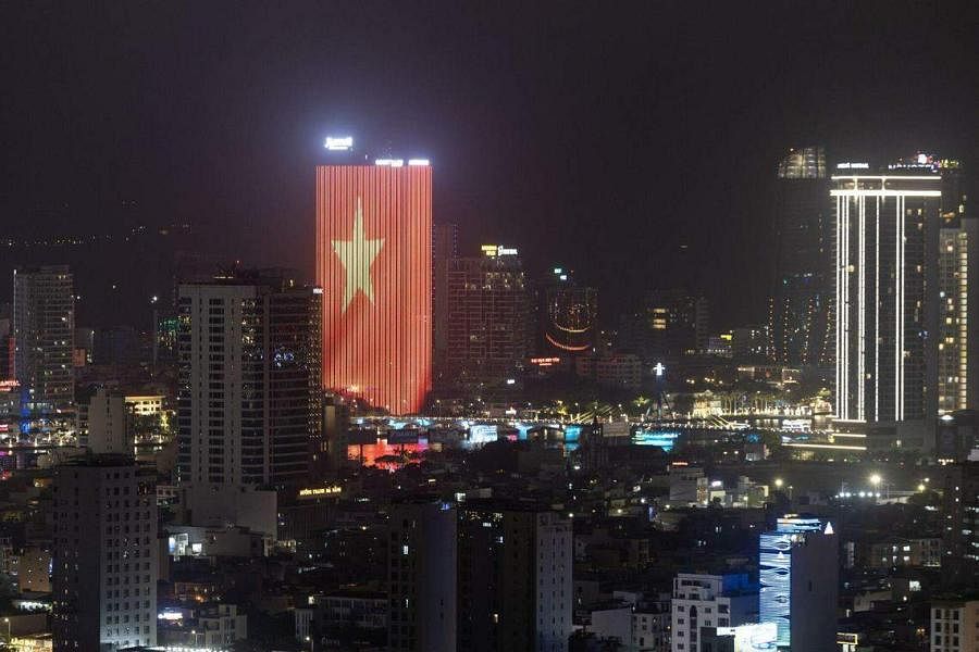 https://thanhnienviet.mediacdn.vn/s3fs-public/styles/card_image_large_3x2/public/articles/2023/05/07/398065549_1.jpg