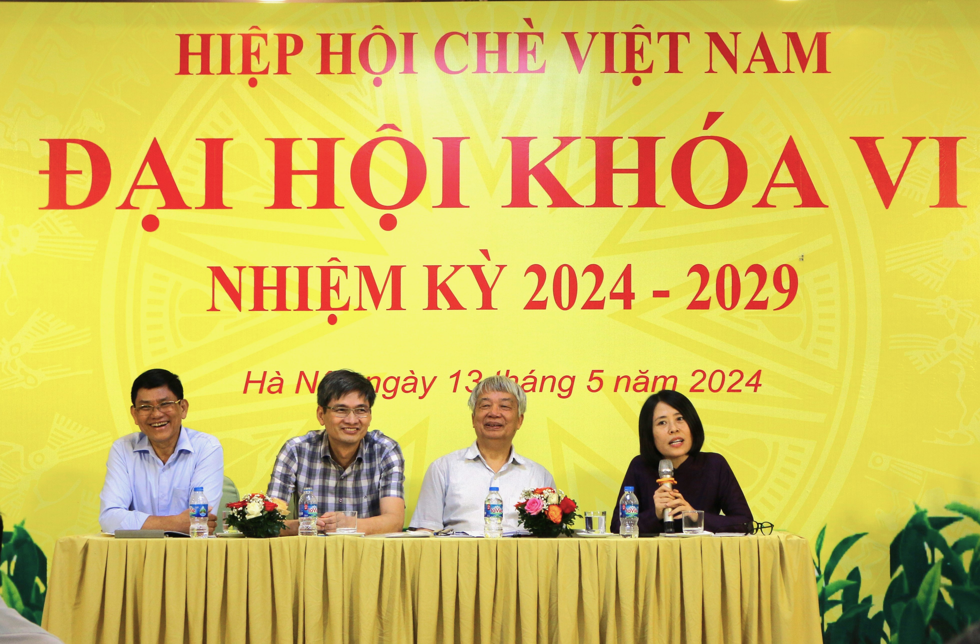 Ban Chấp hành Hiệp hội Chè Việt Nam khóa V nhiệm kỳ 2019 - 2024 chủ trì Đại hội