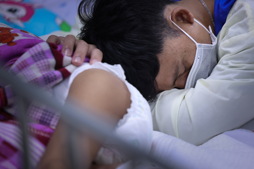 Những “màu đỏ không Tết” do Sốt xuất huyết Dengue và cuộc chiến giành lại mùa xuân - Ảnh 1.