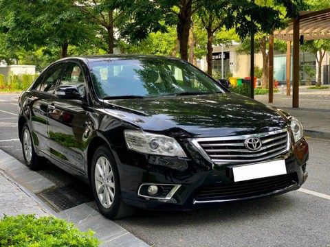 Đánh giá Toyota Camry 2012 cũ: Xe hạng D giá hạng B, liệu có còn "ngon"?