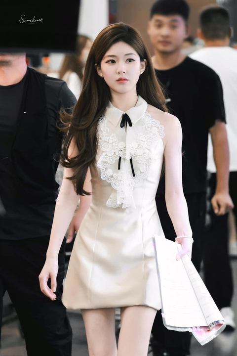 truc tiep bong da keo nha cai và Triệu Lộ Tư cùng sở hữu 1 phong cách, gọi chung là style "vợ tổng tài"- Ảnh 7.