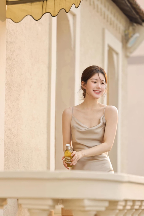 truc tiep bong da keo nha cai và Triệu Lộ Tư cùng sở hữu 1 phong cách, gọi chung là style "vợ tổng tài"- Ảnh 11.