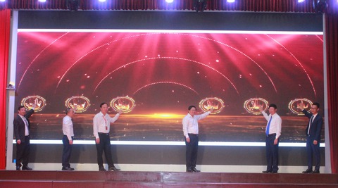 Phát động Cuộc thi viết “Vượt lên số phận” lần thứ VIII- Ảnh 10.
