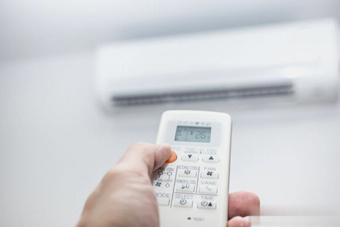Ngồi điều hòa trong 6 giờ sẽ làm giảm chức năng phổi?- Ảnh 1. Ngồi điều hòa truc tiep bong da c1 6 giờ sẽ làm giảm chức năng phổi?- Ảnh 1.
