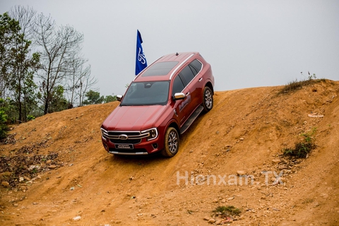 Đi đường xấu yên tâm hơn khi bạn nắm rõ 7 kỹ năng offroad này