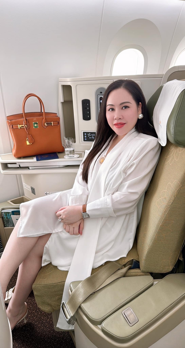 Chia tay chồng Tây cao 2m, "nữ diễn viên lùn nhất Việt Nam" hẹn hò bạn trai Tây cao 1m9- Ảnh 4.