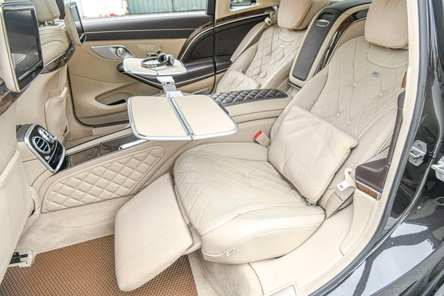 Bỏ ra chưa đến 4 tỷ đồng đã có thể sở hữu chiếc Mercedes-Maybach S 600 với gói độ khó 'đụng hàng'- Ảnh 6.