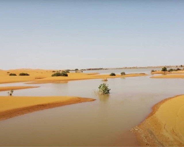 Lượng mưa lịch sử gây lũ lụt tại sa mạc Sahara: Hiện tượng vô cùng hiếm gặp này liệu có phải 'dấu hiệu' của thảm họa?- Ảnh 4.