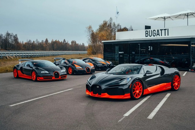 Chiếc Bugatti mui trần này lập kỷ lục thế giới: Đạt 454 km/h vượt thông số hãng công bố, giá quy đổi khoảng 375 tỷ đồng- Ảnh 2.