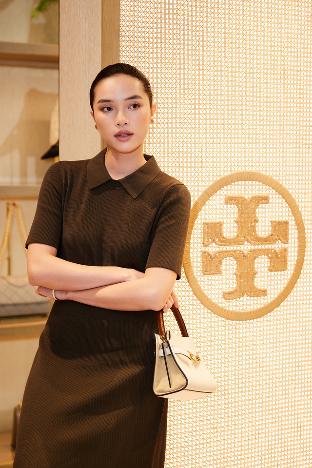 Tory Burch cùng tín đồ thời trang Việt xúng xính rộn bước mùa lễ hội - Ảnh 9.