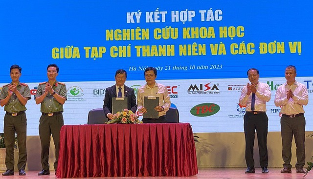 Giải pháp nâng cao hiệu quả hoạt động của 
Tạp chí Thanh niên Nghiên cứu khoa học góp phần cùng thanh niên Việt Nam tiến bước vào kỷ nguyên mới
- Ảnh 11.