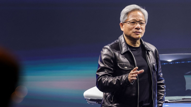 CEO Jensen Huang: AI còn lâu mới hết 'bịa chuyện', muốn giải quyết phải tăng công suất tính toán gấp bội- Ảnh 1.