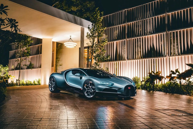 Bugatti Tourbillon đến châu Á: Mạnh gần 1.800 mã lực, màn hình ẩn sau táp lô, mới bản 'zin' quy đổi đã trên trăm tỷ- Ảnh 2. Bugatti Tourbillon đến châu Á: Mạnh gần 1.800 mã lực, màn hình ẩn sau táp lô, mới bản 'zin' quy đổi đã trên trăm tỷ- Ảnh 2.