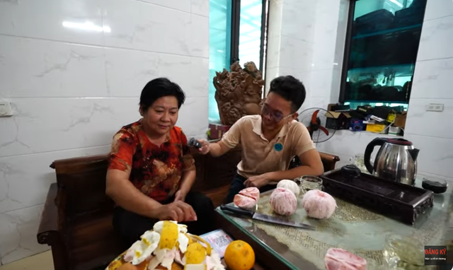 Mỹ nhân Tuyên Quang lái xe tải 30 tấn gây sốt, bố mẹ chia sẻ thêm nhiều điều gây bất ngờ- Ảnh 4. Mỹ nhân Tuyên Quang lái xe tải 30 tấn gây sốt, bố mẹ chia sẻ thêm nhiều điều gây bất ngờ- Ảnh 4.