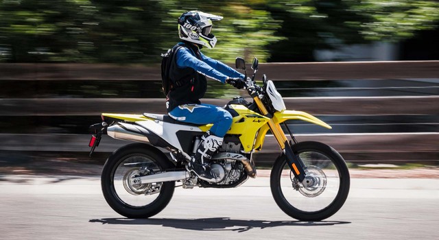 Suzuki DR-Z4S 2024: Sự hồi sinh của DR-Z400S sau 15 năm!- Ảnh 4. Suzuki DR-Z4S 2024: Sự hồi sinh của DR-Z400S sau 15 năm!- Ảnh 4.