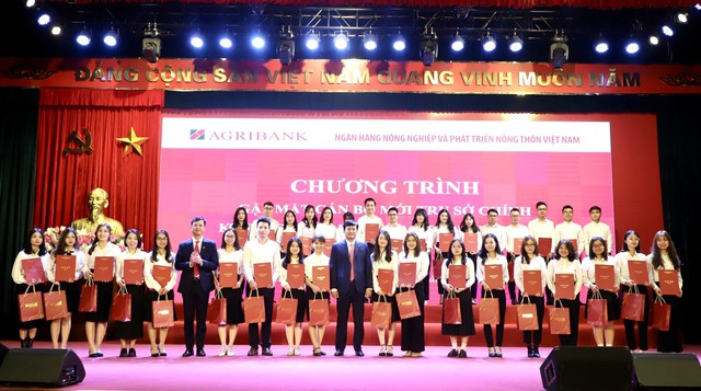 Đảng bộ Agribank tạo chuyển biến quan trọng trong lãnh đạo công tác đoàn và phong trào thanh niên- Ảnh 2.