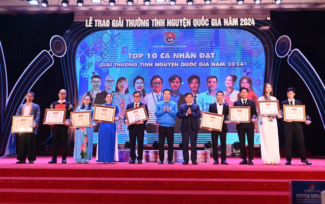 Trung ương Đoàn trao Giải thưởng Tình nguyện Quốc gia năm 2024 - Ảnh 3.