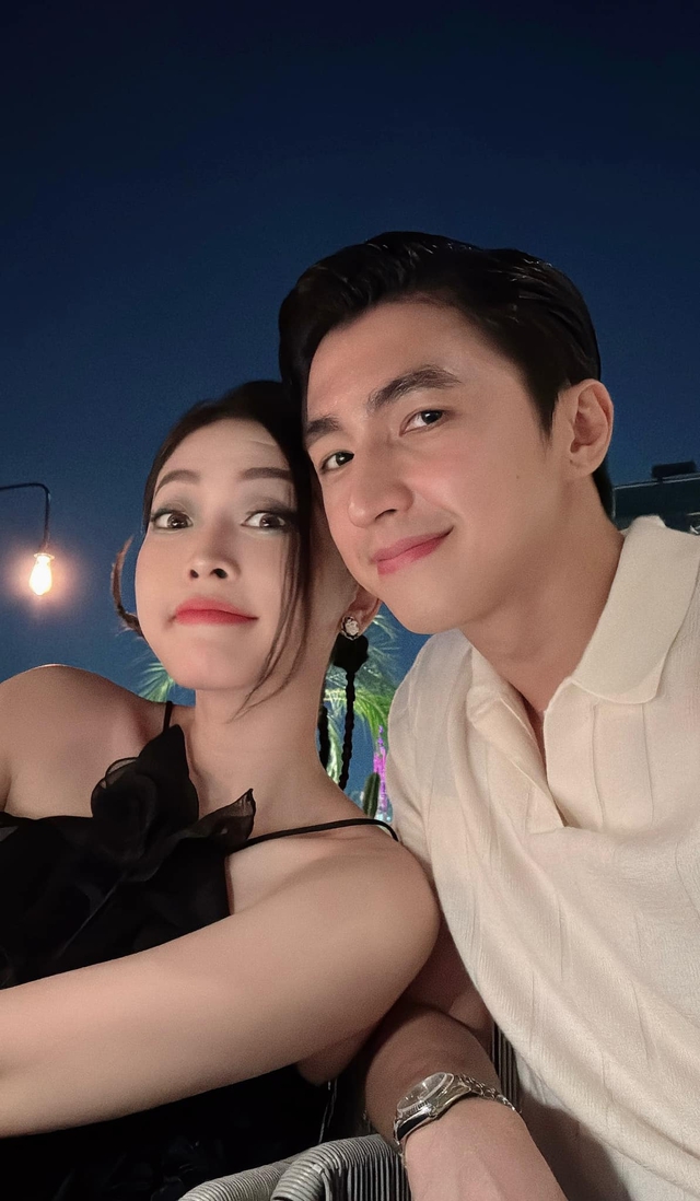 Á hậu Phương Nga đặt camera quay lén 1 người có hành động lạ trong khách sạn, cảnh tượng sau đó gây bất ngờ- Ảnh 6. Á hậu Phương Nga đặt camera quay lén 1 người có hành động lạ trong khách sạn, cảnh tượng sau đó gây bất ngờ- Ảnh 6.