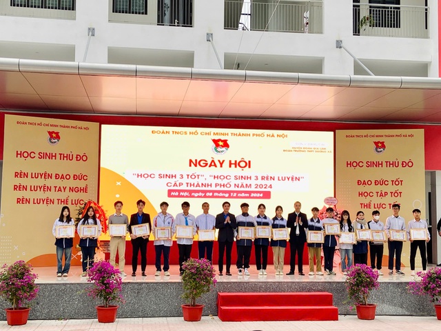 Ngày hội "Học sinh 3 rèn luyện", "Học sinh 3 tốt" cấp Thành phố năm 2024 thu hút gần 1.300 em học sinh tham gia- Ảnh 2.