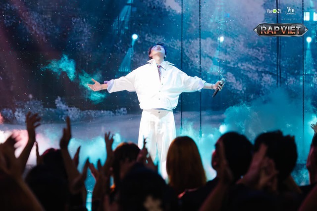 Th&iacute; sinh bị loại đ&aacute;ng tiếc nhất mới l&agrave; người mang đến m&agrave;n tr&igrave;nh diễn hot nhất Rap Việt m&ugrave;a 4- Ảnh 7.