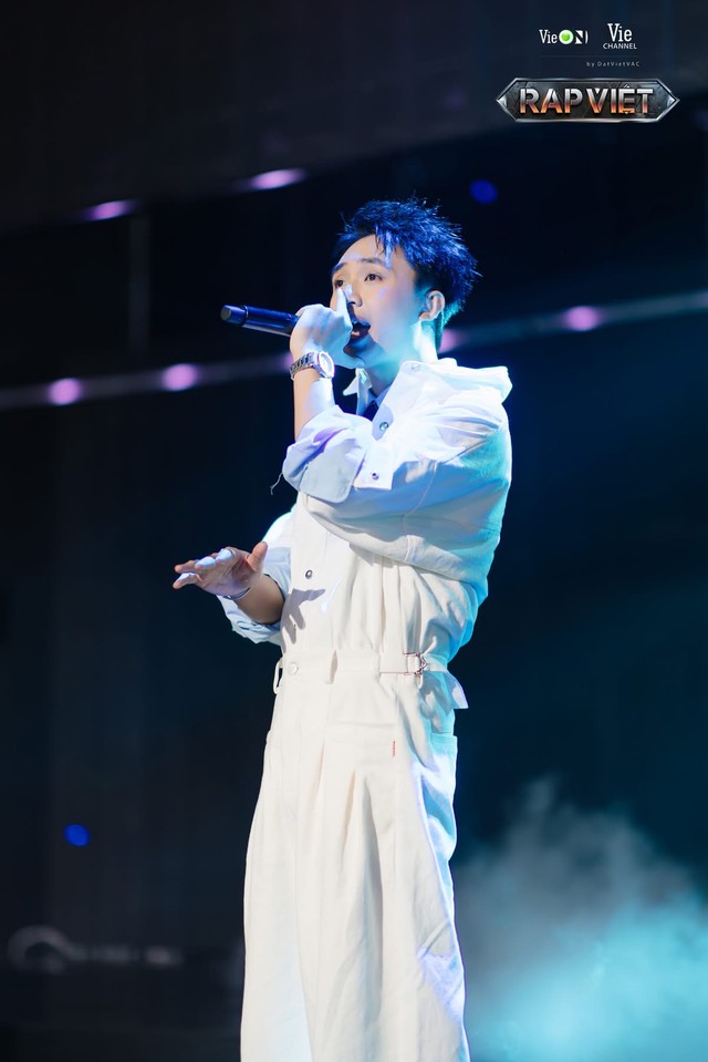 Th&iacute; sinh bị loại đ&aacute;ng tiếc nhất mới l&agrave; người mang đến m&agrave;n tr&igrave;nh diễn hot nhất Rap Việt m&ugrave;a 4- Ảnh 9.