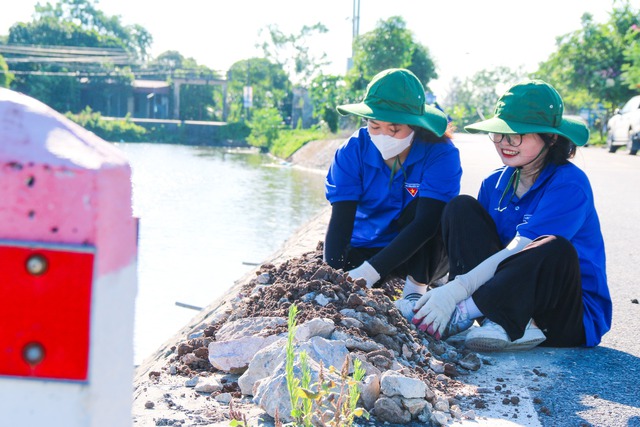 Giải pháp nâng cao hiệu quả giáo dục đạo đức cho sinh viên trường đại học Mở Thành phố Hồ Chí Minh hiện nay - Ảnh 1.