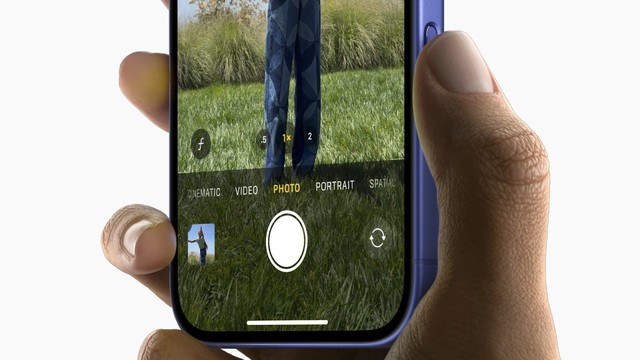 N&uacute;t bấm mới tr&ecirc;n iPhone 16 c&oacute; t&aacute;c dụng g&igrave;? Sử dụng như thế n&agrave;o?- Ảnh 1.