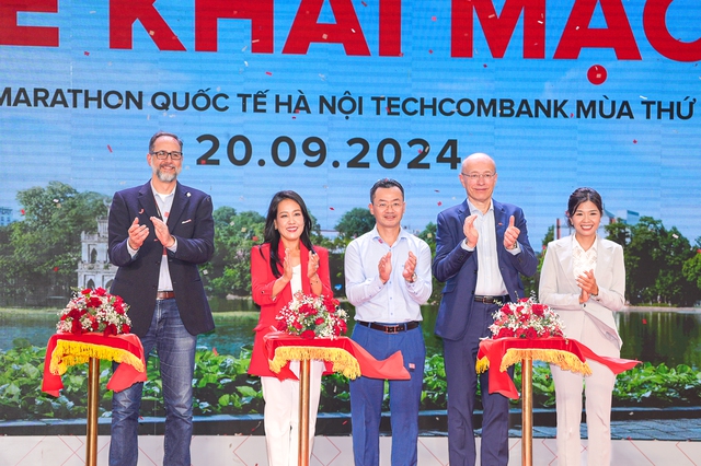 Giải Marathon Quốc tế Hà Nội Techcombank mùa thứ 3: Lan tỏa ý nghĩa nhân văn, chung tay chia sẻ khó khăn với đồng bào vùng lũ- Ảnh 4.