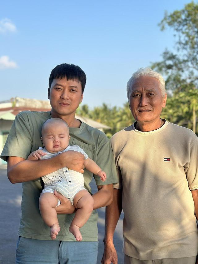 Tổ ấm của nam diễn vi&ecirc;n Vbiz từng đưa vợ k&eacute;m 16 tuổi đi thi tốt nghiệp THPT: Lu&ocirc;n giữ vững 3 nguy&ecirc;n tắc cơ bản n&agrave;y- Ảnh 2.