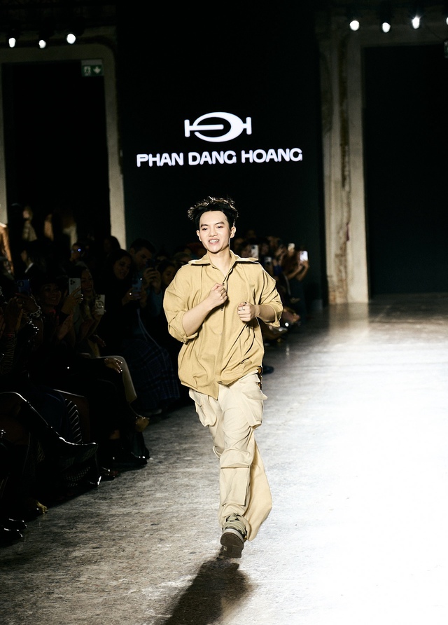 NTK người Việt duy nhất trình diễn tại Milano Fashion Week 2025 với BST tôn vinh vẻ đẹp phụ nữ- Ảnh 2.