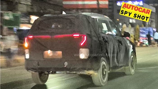Bắt gặp Kia Carens bản điện chạy thử: Chung động cơ Creta EV, tùy chọn 6 hoặc 7 ghế, dự kiến ra mắt ngay đầu tháng 10- Ảnh 2. Bắt gặp Kia Carens bản điện chạy thử: Chung động cơ Creta EV, tùy chọn 6 hoặc 7 ghế, dự kiến ra mắt ngay đầu tháng 10- Ảnh 2.
