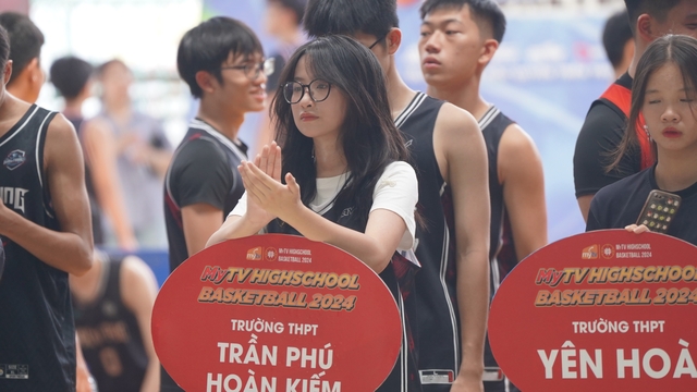 Nơi 1m2 có 10 "nam thần" bóng rổ học đường- Ảnh 11. Nơi 1m2 có 10 "nam thần" bóng rổ học đường- Ảnh 11.