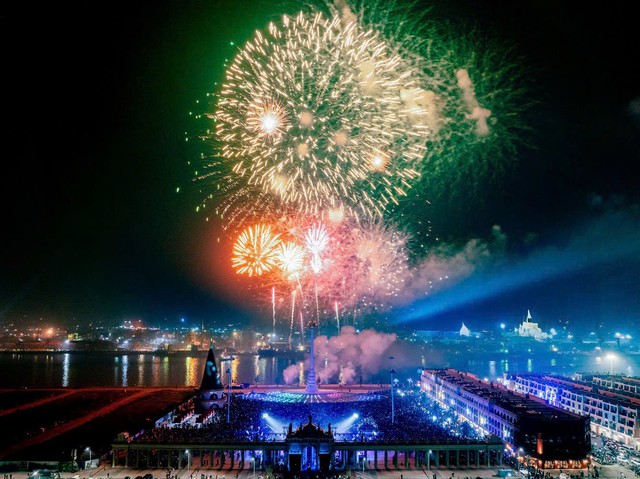 Gần 1 triệu khách đón năm mới 2025 tại các “điểm cầu” Vingroup- Ảnh 5.