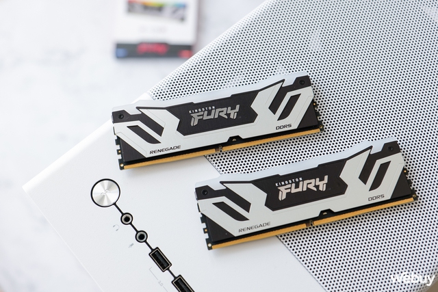 Mở hộp và trải nghiệm Kingston FURY Renegade DDR5 RGB 2x48 GB 8400MT: Thúc đẩy giới hạn tốc độ RAM với CUDIMM- Ảnh 12.