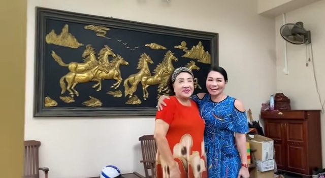 Nữ NSND ở biệt thự lớn, cuối năm bỏ tiền làm một điều- Ảnh 2. Nữ NSND ở biệt thự lớn, cuối năm bỏ tiền làm một điều- Ảnh 2.