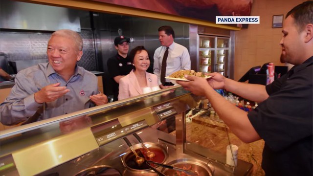 Siêu trí tuệ bước vào ngành F&B: Một năm bán hơn 52 nghìn tấn thức ăn, mở 2.000 cửa hàng trên toàn thế giới, bỏ túi hơn 70 nghìn tỉ đồng/năm- Ảnh 3. Siêu trí tuệ bước vào ngành F&B: Một năm bán hơn 52 nghìn tấn thức ăn, mở 2.000 cửa hàng trên toàn thế giới, bỏ túi hơn 70 nghìn tỉ đồng/năm- Ảnh 3.