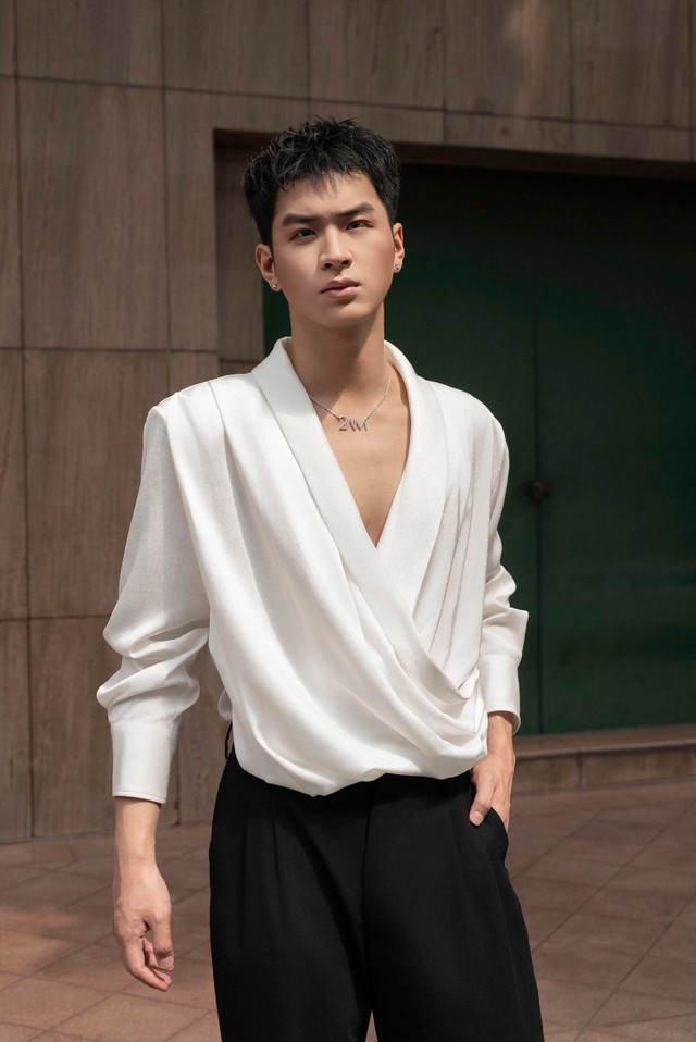Vừa ly hôn chồng trong Gió ngang khoảng trời xanh, Quỳnh Kool có ngay trai trẻ ân cần chăm sóc, lại còn là mỹ nam đẹp cực phẩm- Ảnh 5.