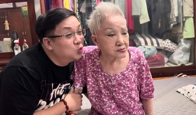 Nữ nghệ sĩ đi diễn ăn rồi n&oacute;i chưa ăn, NSND Lệ Thủy phải đứng ra l&agrave;m chứng- Ảnh 2.