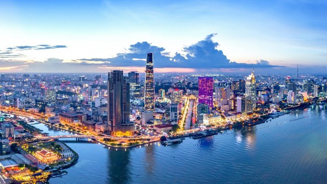 Kỷ lục mới của nền kinh tế Việt Nam: Lộ diện 7 "ng&ocirc;i sao s&aacute;ng"- Ảnh 1.