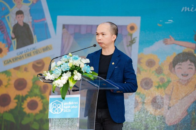 Ngày hội “Gia đình trẻ hạnh phúc 2025” khai mạc tại Hồ Gươm - Lan tỏa thông điệp hành trình yêu thương- Ảnh 2. Ngày hội “Gia đình trẻ hạnh phúc 2025” khai mạc tại Hồ Gươm - Lan tỏa thông điệp hành trình yêu thương- Ảnh 2.