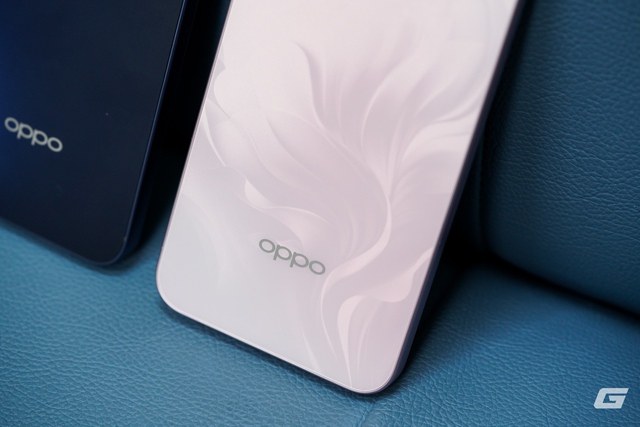 Trải nghiệm OPPO A6 Pro Series: Thiết kế bắt mắt, vỏ ngoài bền bỉ cùng pin 7000 mAh cực "trâu"- Ảnh 9. Trải nghiệm OPPO A6 Pro Series: Thiết kế bắt mắt, vỏ ngoài bền bỉ cùng pin 7000 mAh cực "trâu"- Ảnh 9.