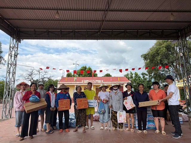 Thảo An - Tấm lòng yêu thương hướng về vùng lũ Thái Nguyên- Ảnh 6. Thảo An - Tấm lòng yêu thương hướng về vùng lũ Thái Nguyên- Ảnh 6.