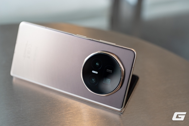 Trải nghiệm HONOR Magic V5: Cuộc đua thêm phần khốc liệt khi lựa chọn điện thoại gập đã không cần phải đánh đổi- Ảnh 28. Trải nghiệm HONOR Magic V5: Cuộc đua thêm phần khốc liệt khi lựa chọn điện thoại gập đã không cần phải đánh đổi- Ảnh 28.