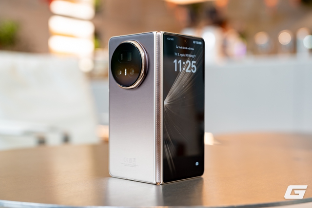 Trải nghiệm HONOR Magic V5: Cuộc đua thêm phần khốc liệt khi lựa chọn điện thoại gập đã không cần phải đánh đổi- Ảnh 1. Trải nghiệm HONOR Magic V5: Cuộc đua thêm phần khốc liệt khi lựa chọn điện thoại gập đã không cần phải đánh đổi- Ảnh 1.